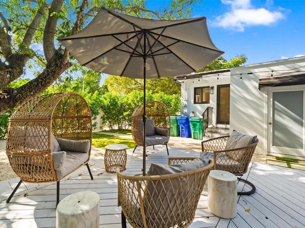 375 SW 32nd Rd, Miami FL 33129