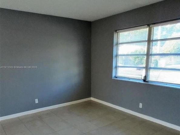 1901 Miami Rd, Fort Lauderdale FL 33316