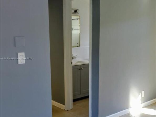 1901 Miami Rd, Fort Lauderdale FL 33316