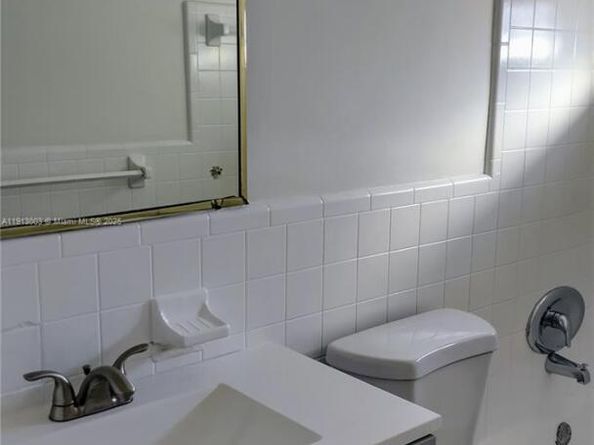 1901 Miami Rd, Fort Lauderdale FL 33316