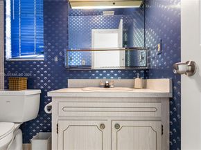 1400 N Tallwood Ave 306, Hollywood FL 33021