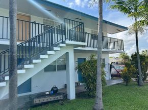 215 W Blue Heron Blvd, Riviera Beach FL 33404