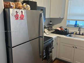 215 W Blue Heron Blvd, Riviera Beach FL 33404