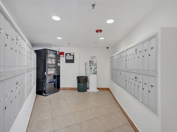 9686 Fontainebleau Blvd 507, Miami FL 33172