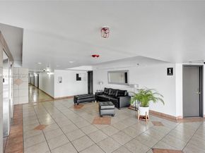 9686 Fontainebleau Blvd 507, Miami FL 33172