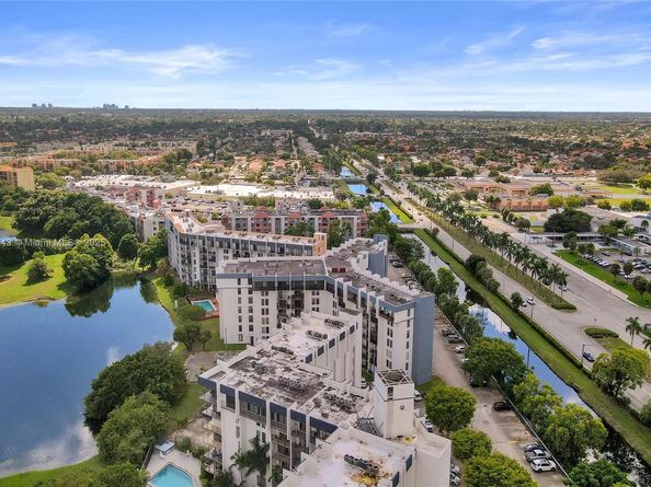 9686 Fontainebleau Blvd 507, Miami FL 33172