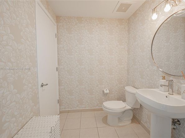 3301 NE 1st Ave M0703, Miami FL 33137