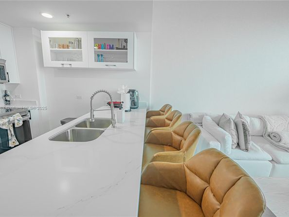 3301 NE 1st Ave M0703, Miami FL 33137