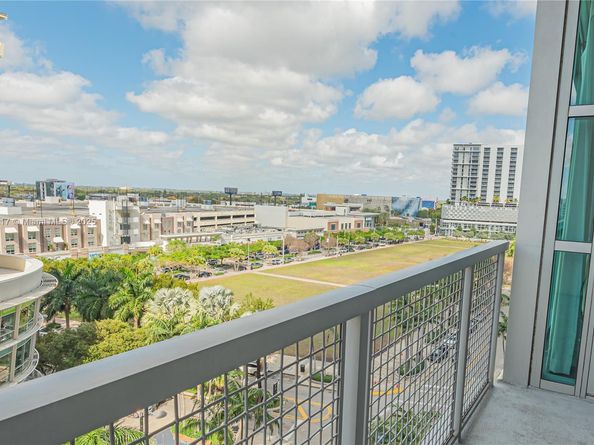3301 NE 1st Ave M0703, Miami FL 33137