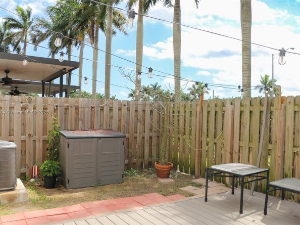 11238 SW 250th Ter, Homestead FL 33032