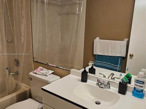 114 Lake Emerald Dr 409, Oakland Park FL 33309