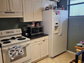 114 Lake Emerald Dr 409, Oakland Park FL 33309