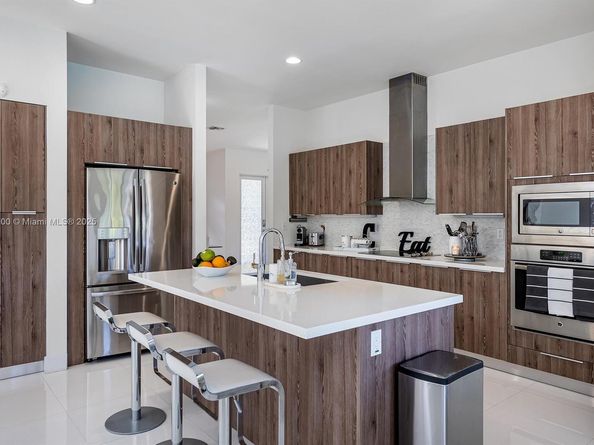 7441 SW 125th Ave, Miami FL 33183