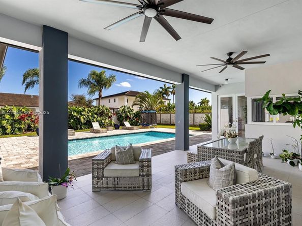 7441 SW 125th Ave, Miami FL 33183