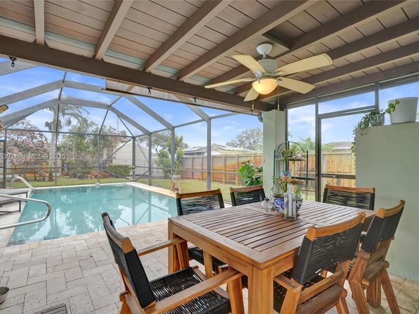 3640 SW 22nd St, Fort Lauderdale FL 33312