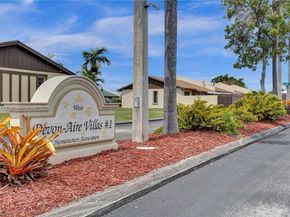 11117 SW 122nd Ct, Miami FL 33186