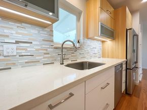 40 SW 30th Rd, Miami FL 33129