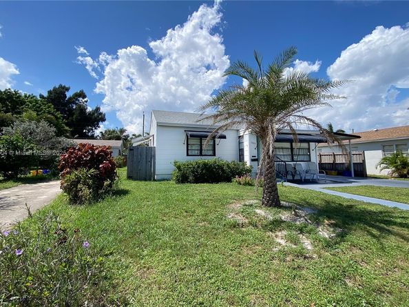 1109 S M St, Lake Worth FL 33460