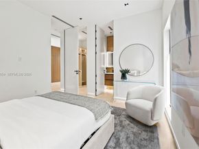 325 W 63rd St, Miami Beach FL 33141