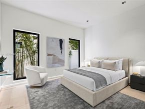 325 W 63rd St, Miami Beach FL 33141