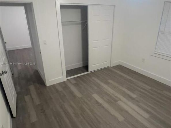 1240 NW 122nd St, North Miami FL 33167