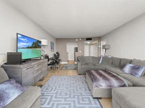 2350 NE 135th St 1401, North Miami FL 33181