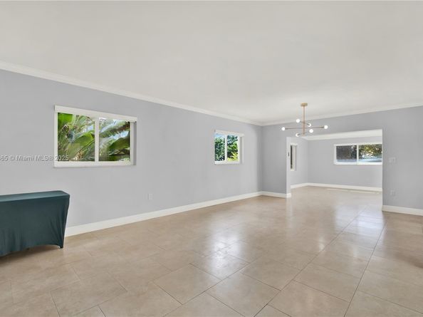 1825 SW 125th CT, Miami FL 33175