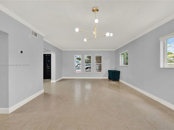 1825 SW 125th CT, Miami FL 33175