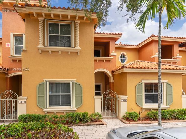 4956 Leeward Ln 3804, Dania Beach FL 33312
