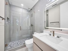 3224 Elizabeth St, Miami FL 33133