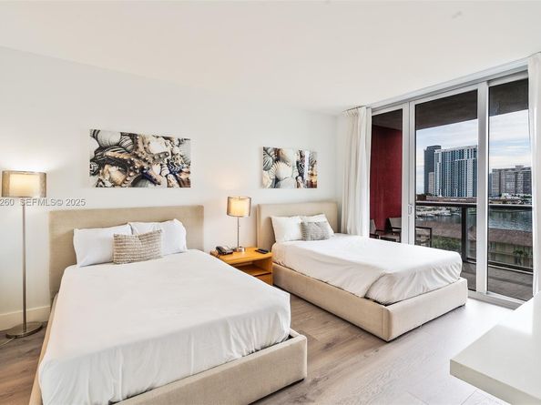 2602 E Hallandale Beach Blvd R809, Hallandale Beach FL 33009