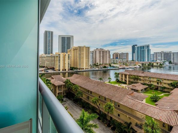 2602 E Hallandale Beach Blvd R809, Hallandale Beach FL 33009