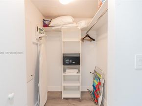 2602 E Hallandale Beach Blvd R809, Hallandale Beach FL 33009