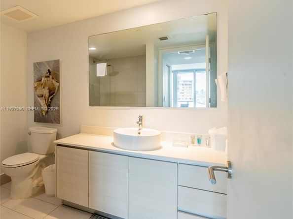 2602 E Hallandale Beach Blvd R809, Hallandale Beach FL 33009