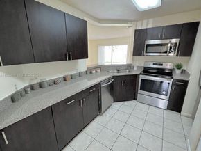 3417 NW 44th St 104, Oakland Park FL 33309