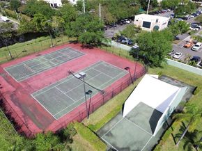 3417 NW 44th St 104, Oakland Park FL 33309