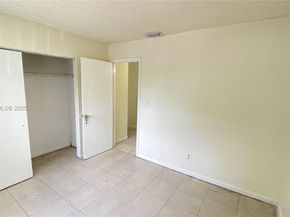 3417 NW 44th St 104, Oakland Park FL 33309