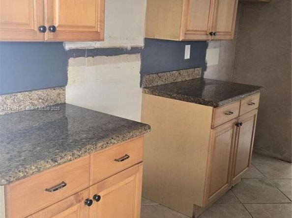 430 Commodore Dr 314, Plantation FL 33325