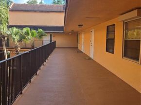 430 Commodore Dr 314, Plantation FL 33325