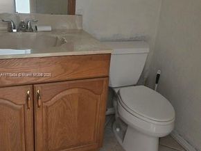 430 Commodore Dr 314, Plantation FL 33325