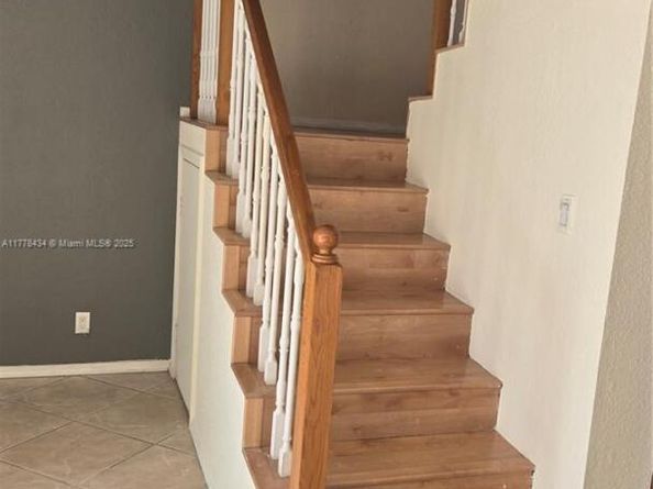 430 Commodore Dr 314, Plantation FL 33325