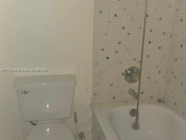 430 Commodore Dr 314, Plantation FL 33325