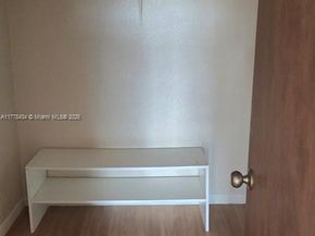 430 Commodore Dr 314, Plantation FL 33325