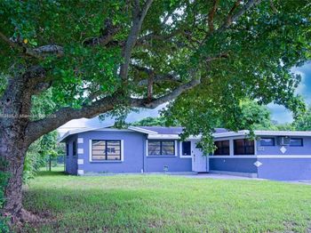 372 W Dayton Cir