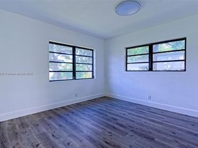 372 W Dayton Cir, Fort Lauderdale FL 33312
