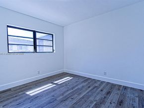 372 W Dayton Cir, Fort Lauderdale FL 33312