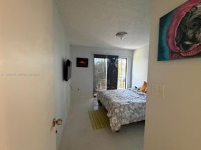 468 NE 206th Ln 102, Miami FL 33179