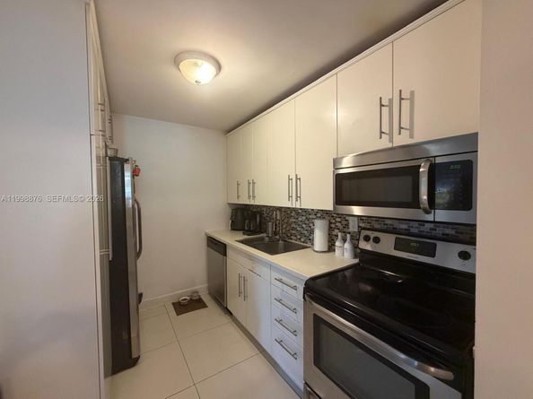 468 NE 206th Ln 102, Miami FL 33179