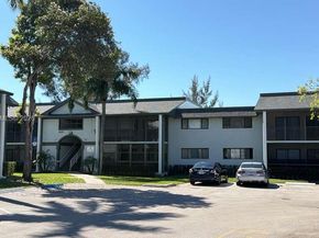 468 NE 206th Ln 102, Miami FL 33179