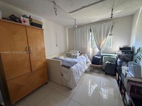 468 NE 206th Ln 102, Miami FL 33179
